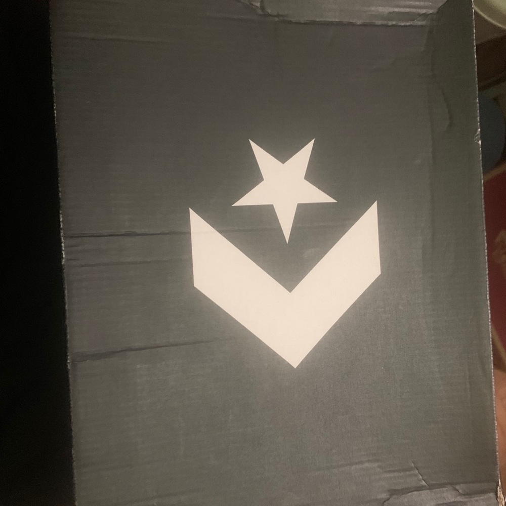 Converse ! - Picture 3 of 7